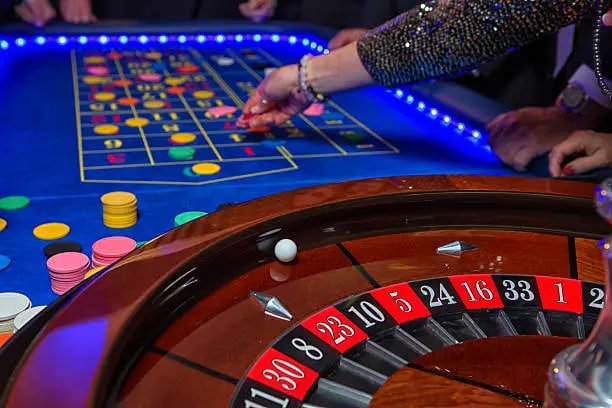 Live Casino shbe với dealer thật phát sóng trực tiếp tại Việt Nam